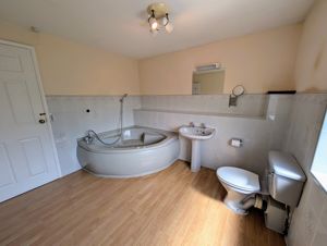 Photo 16- click for photo gallery